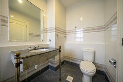 Leonie Condotel (D9), Condominium #625490081